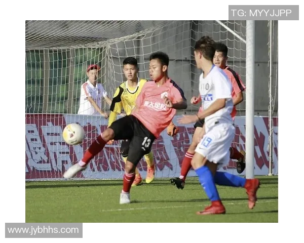 东方队与恒大激战正酣谁能在这场巅峰对决中笑到最后 东方队与恒大激战正酣谁能在这场巅峰对决中笑到最后